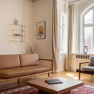 Lovely 3br Manor 5 Min From Tivoli Gardens Apartment Copenhagen